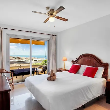 Premium Paradise - Balcony Sea & Pool Views - Rated Апартаменты Адехе