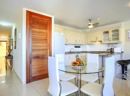 Апартаменты Premium Paradise - Balcony Sea & Pool Views - Rated *