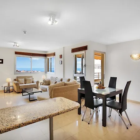 Apartment Premium Paradise - Balcony Sea & Pool Views - Rated *